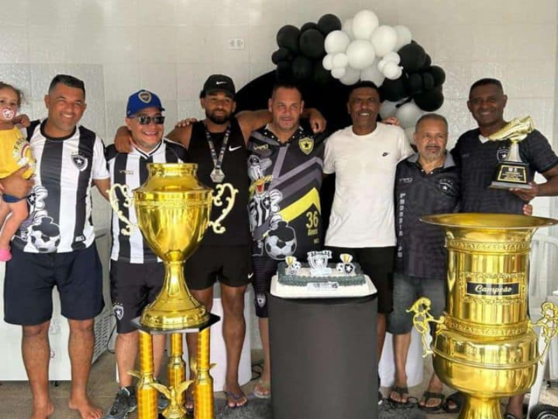 festa com troféus